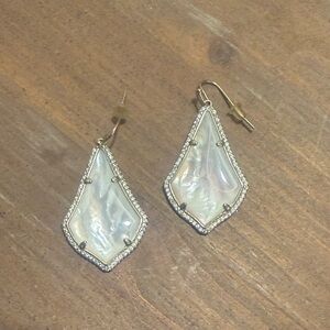 Kendra Scott Silver and Cream Drop Earrings
